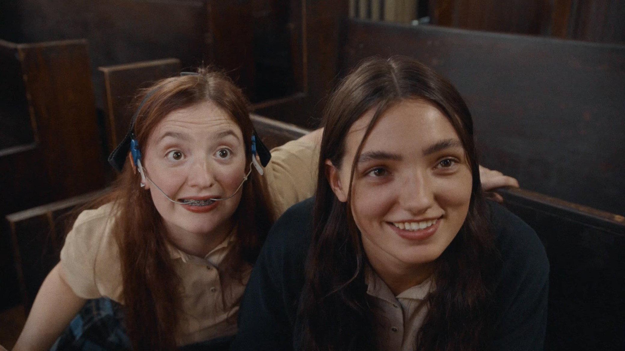 Edie Arnold Is a Loser Preview